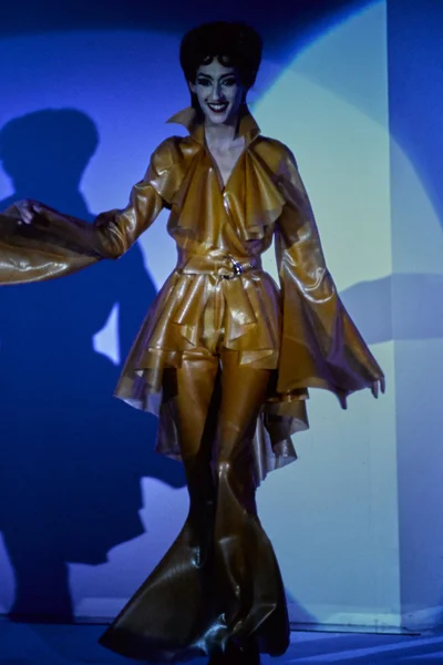 Look 54